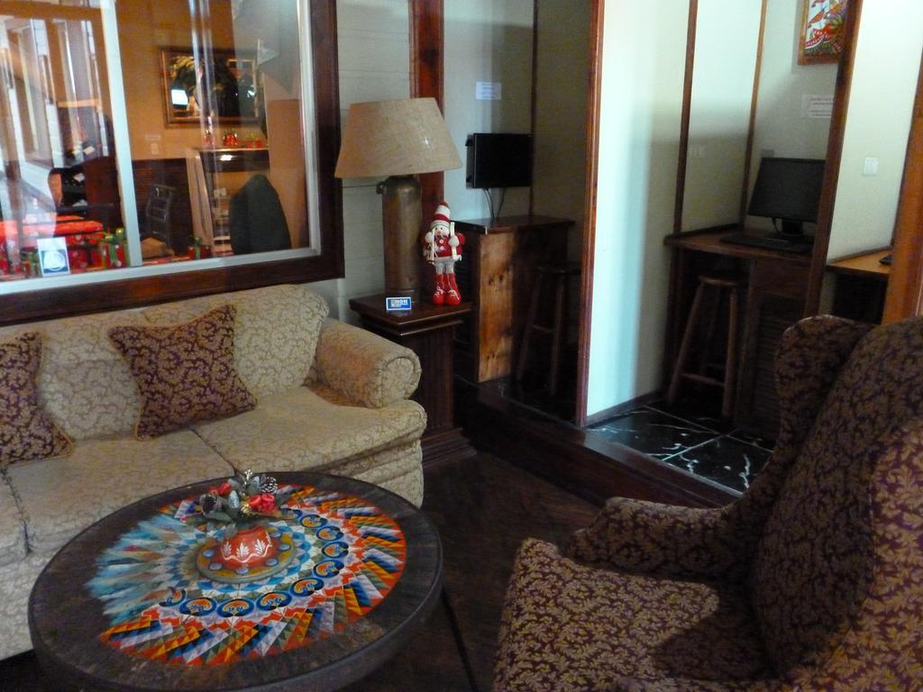 Hotel Don Carlos サンホセ エクステリア 写真